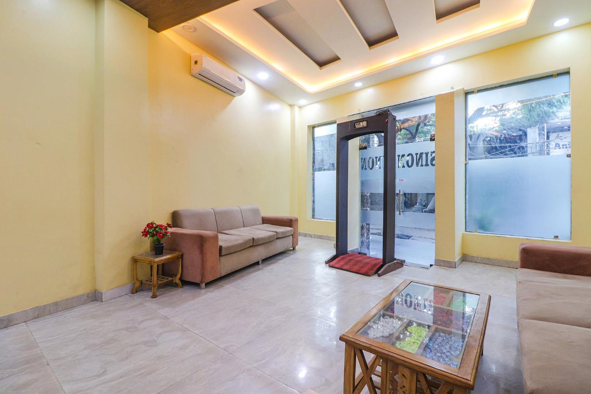 Fabexpress Sinon Hotell New Delhi Exteriör bild