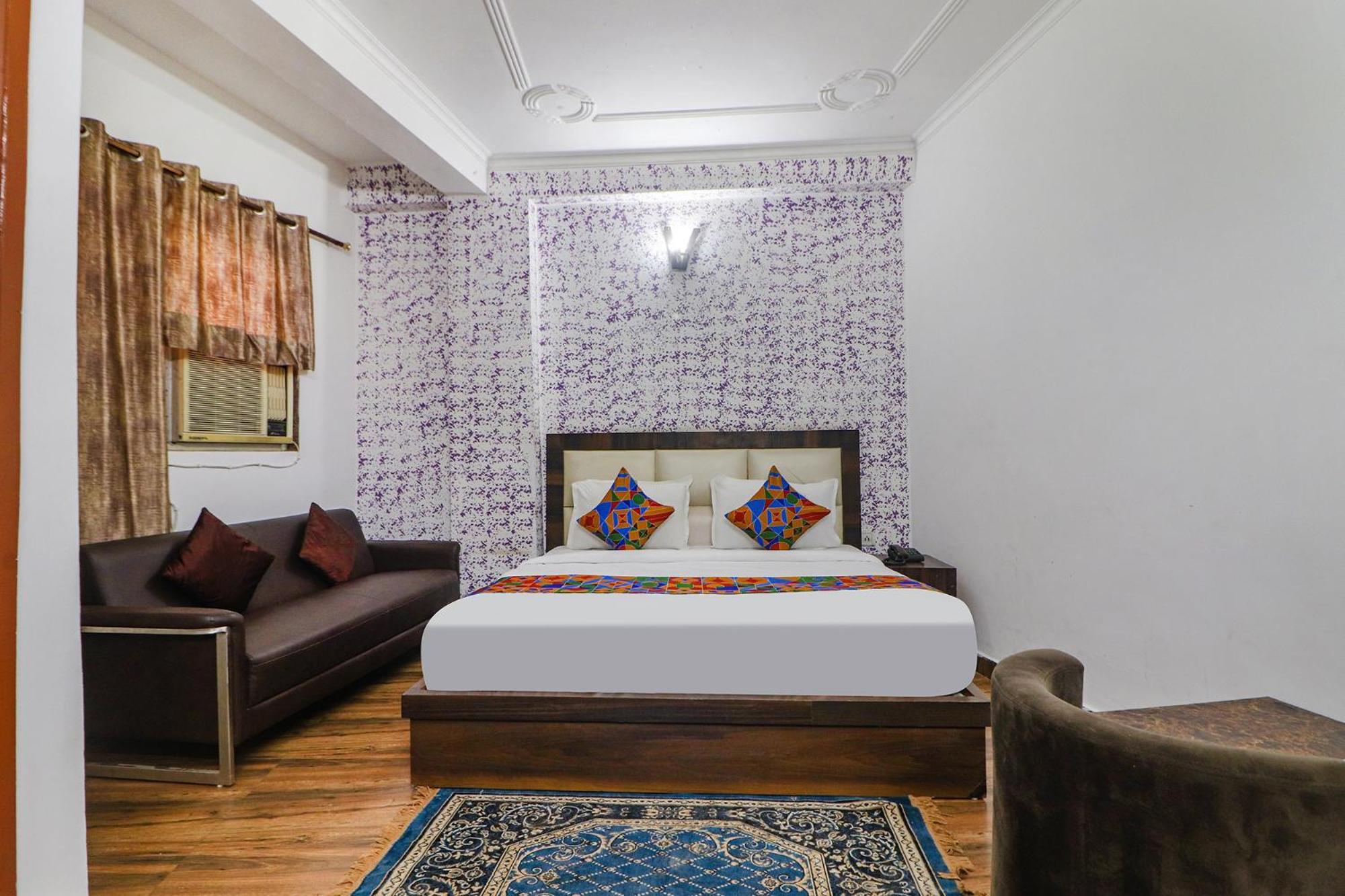 Fabexpress Sinon Hotell New Delhi Exteriör bild